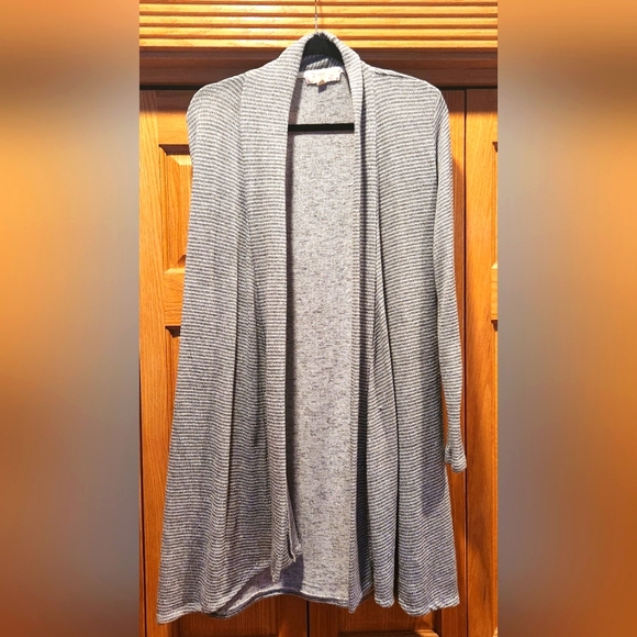 3 for $30* Hippie Rose Gray Open Cardigan Sz L - Picture 1 of 4